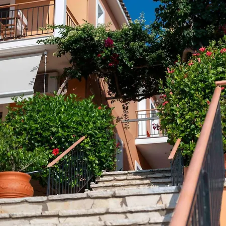 San Lazzaro Lejlighedshotel