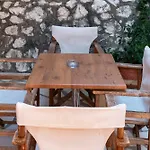 San Lazzaro Lägenhetshotell Nidhrion