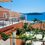 Lägenhetshotell San Lazzaro 4*